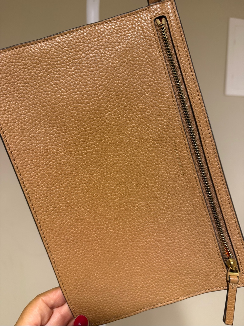 Tory Burch Pebbled Leather Zip Wallet - Camel Brown with Gold Hardware